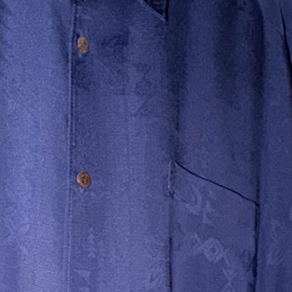 Quiksilver/Waterman Blue Casual Button Down Shirt - Picture 2 of 4